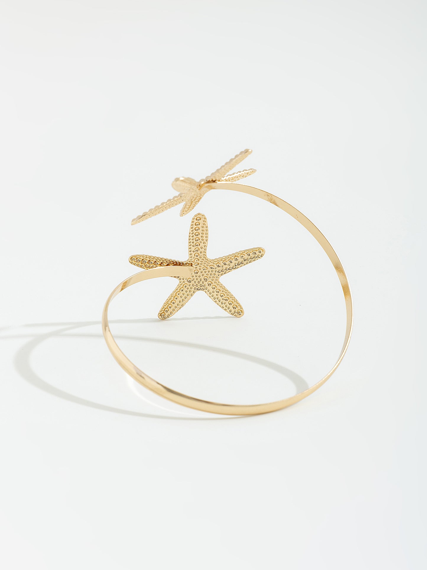 צמיד פתוח לזרוע כוכב