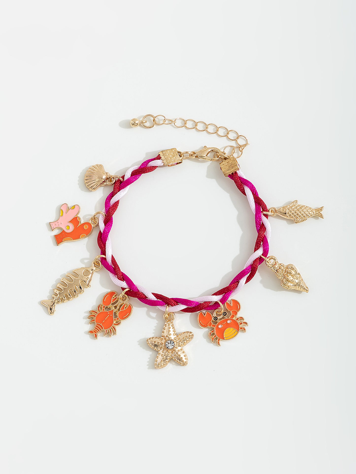 צמיד חוט תליונים