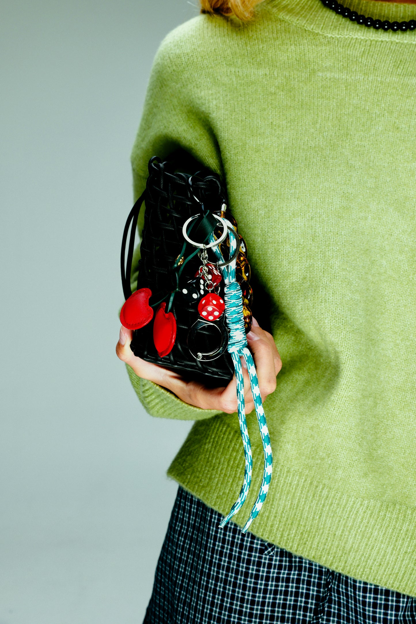 סט מחזיקי מפתחות דובדבן