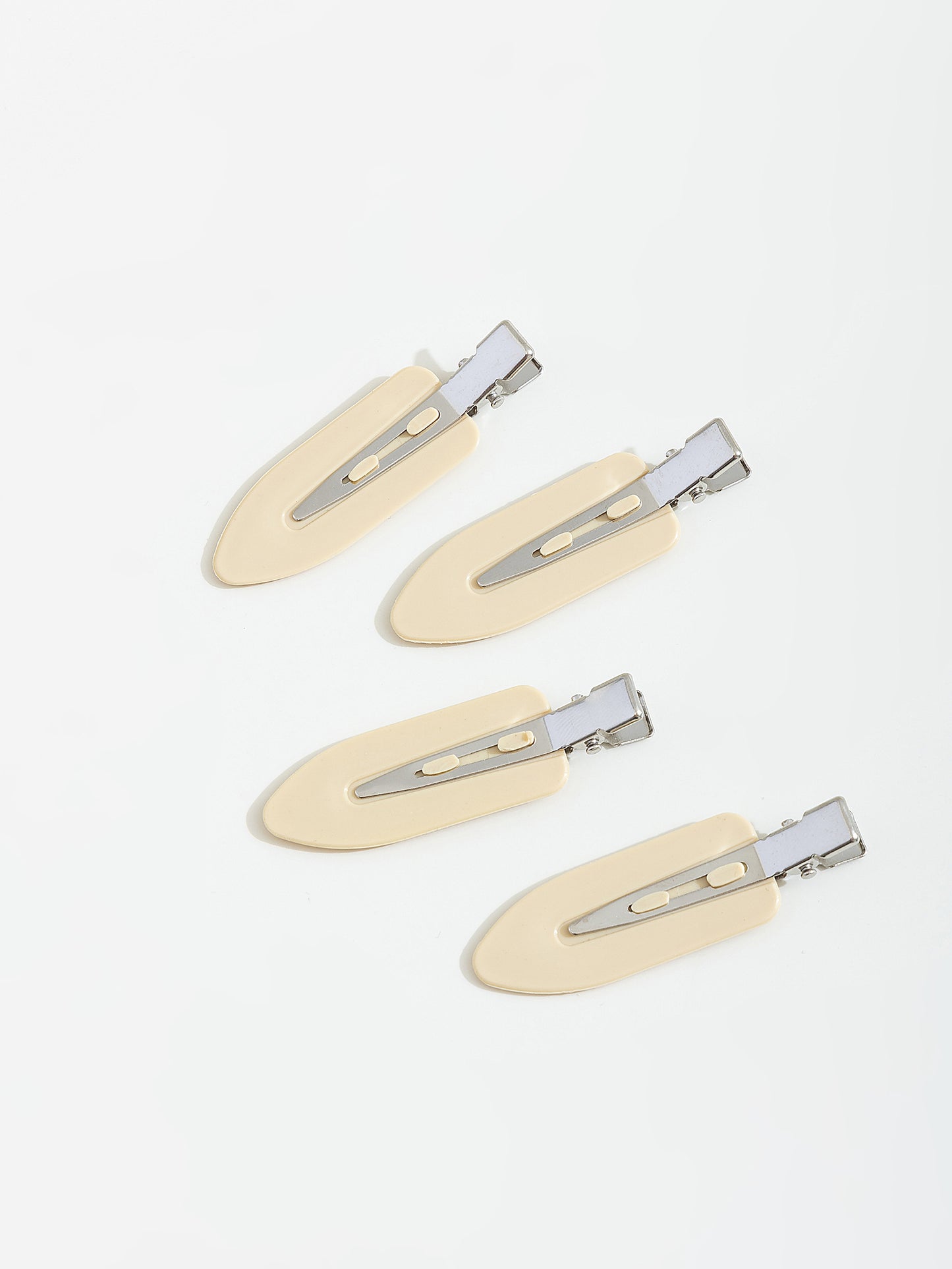 סט 4 סיכות לשיער לאיפור