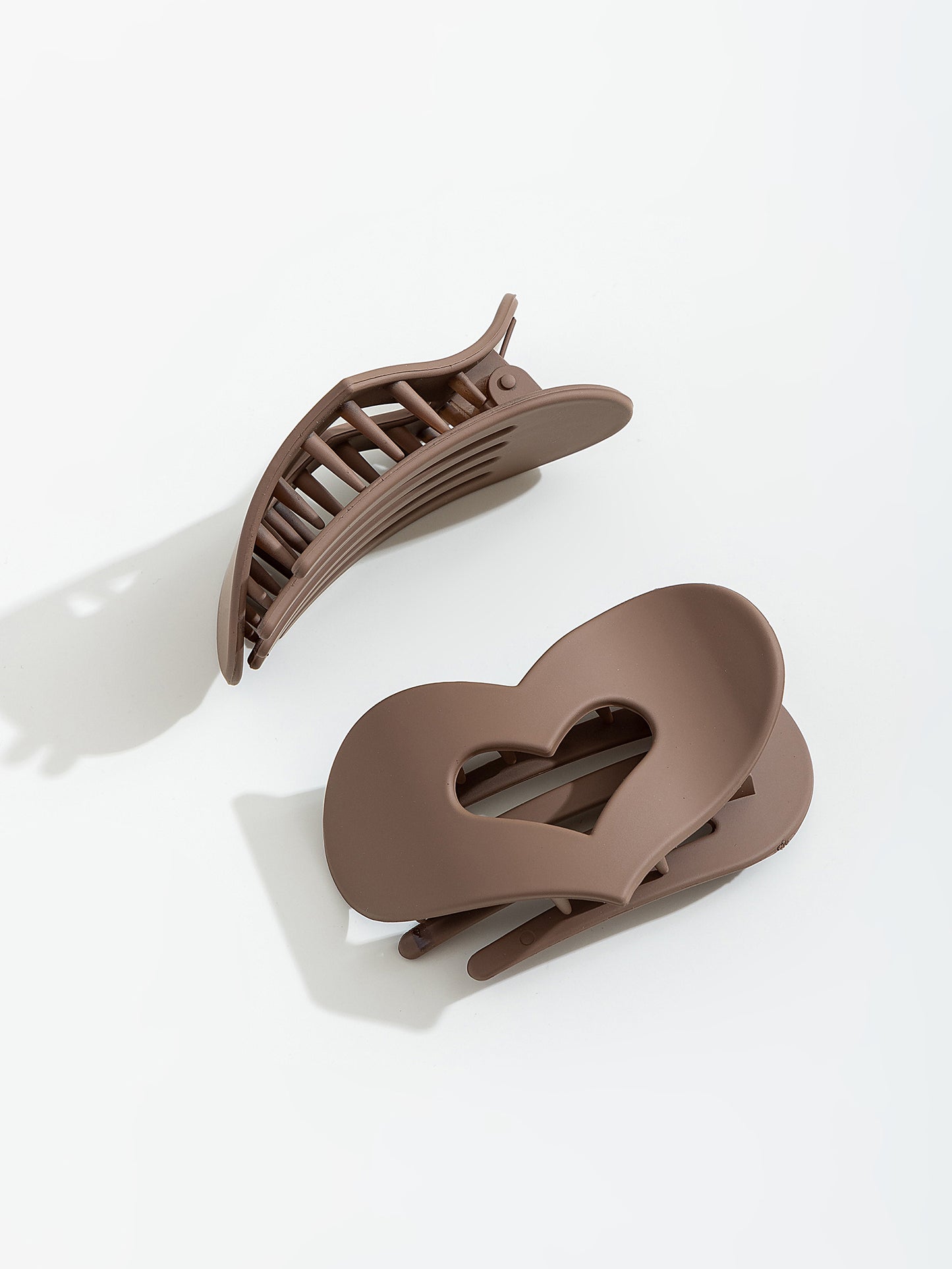 זוג קליפסים לב