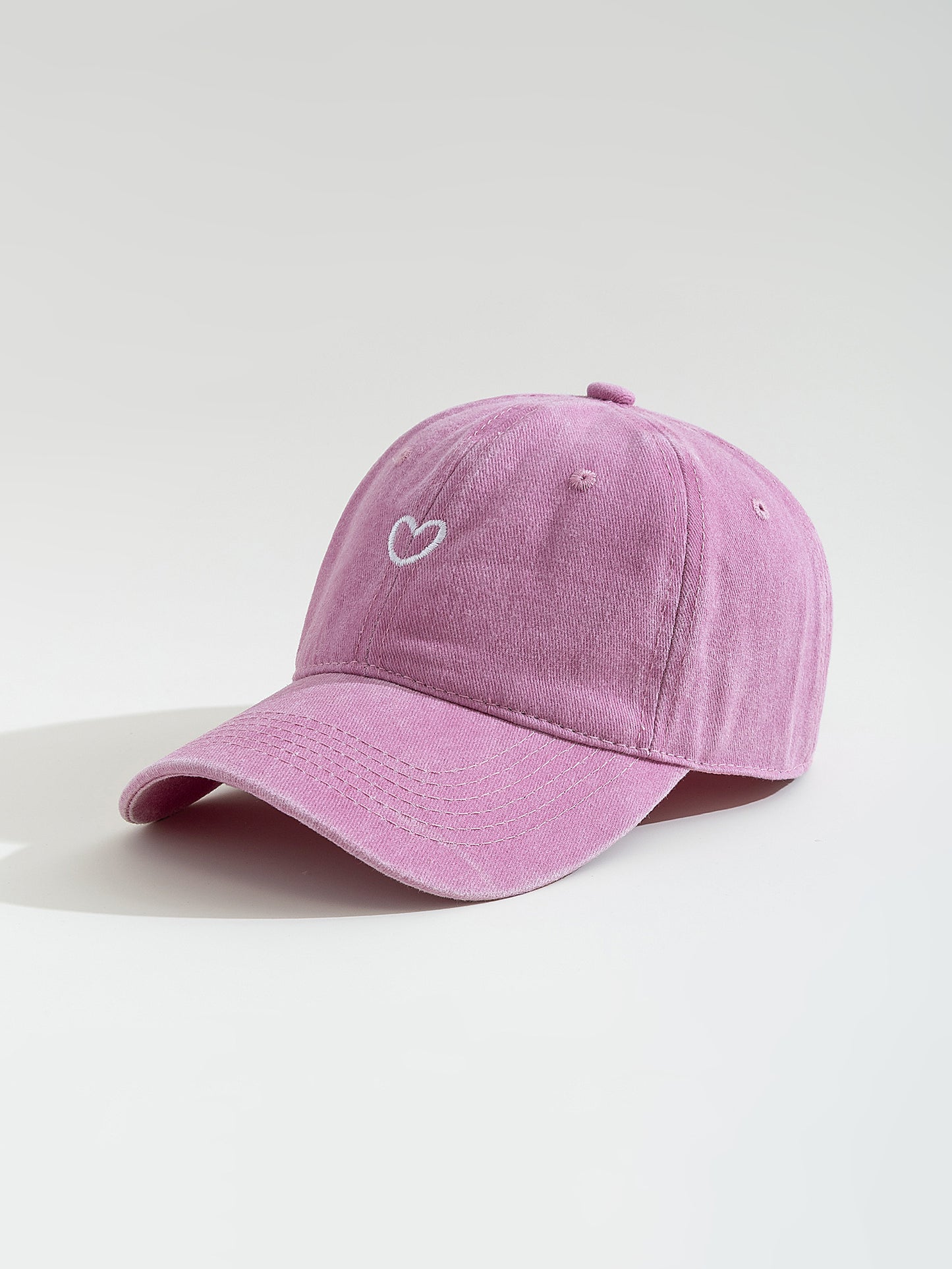 כובע מצחייה לב