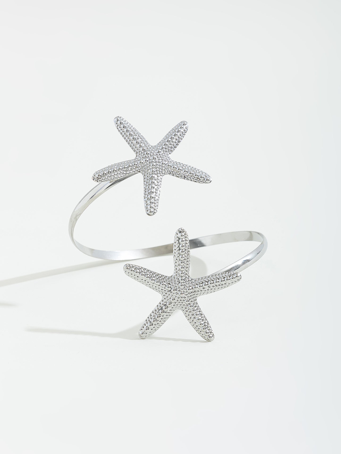 צמיד פתוח לזרוע כוכב