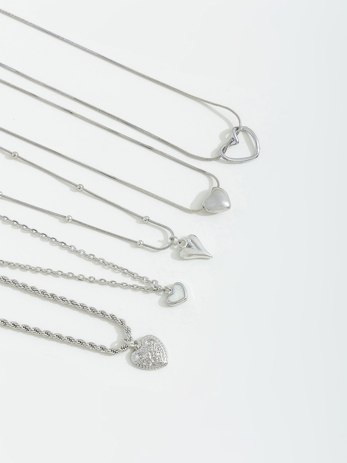 סט שרשראות צמודות