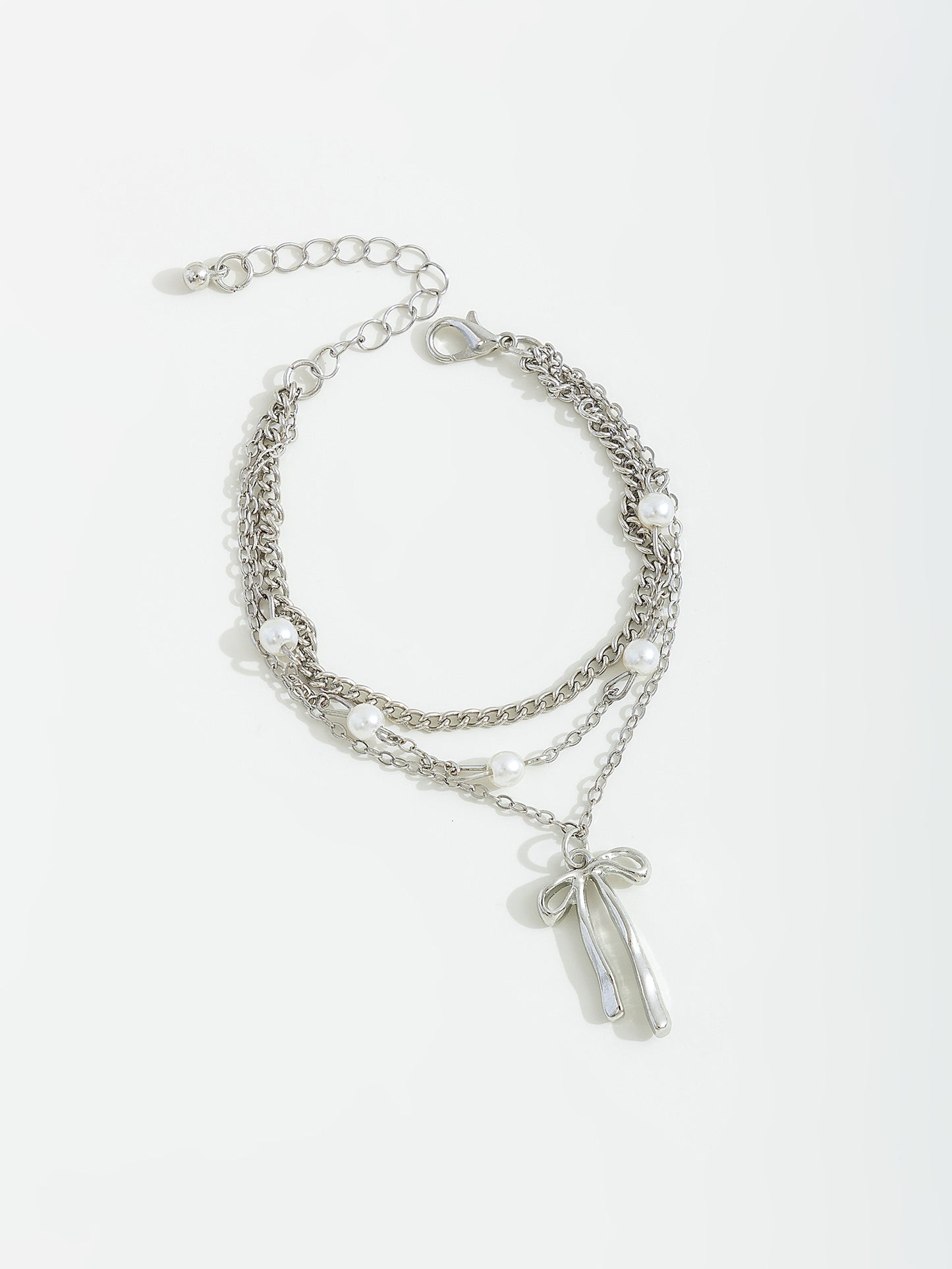 צמיד בשילוב פפיון