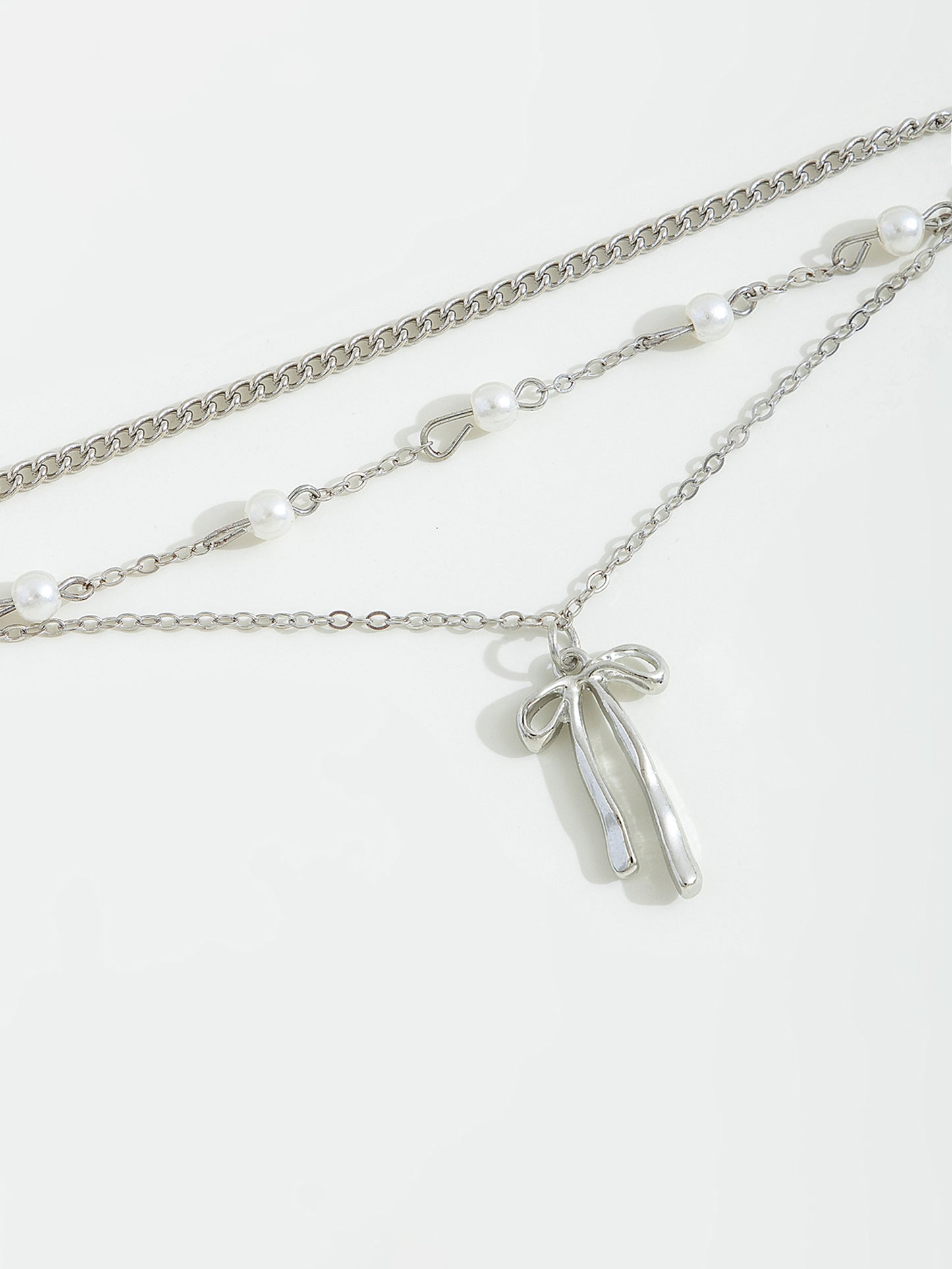 צמיד בשילוב פפיון