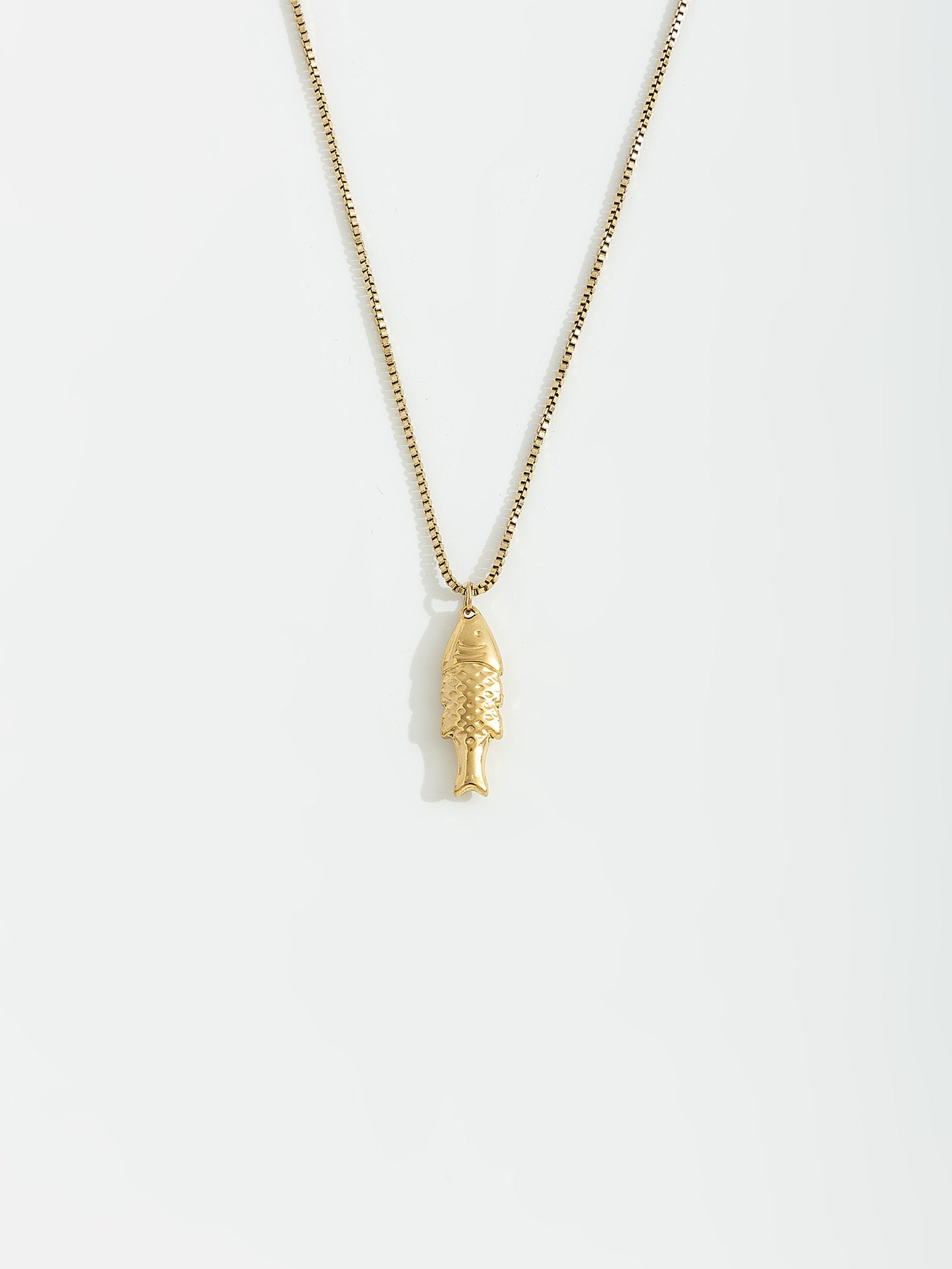 שרשרת בשילוב דג