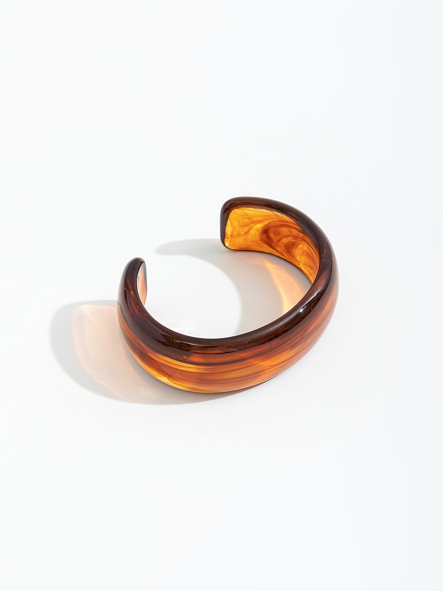 צמיד קשיח שקפקף