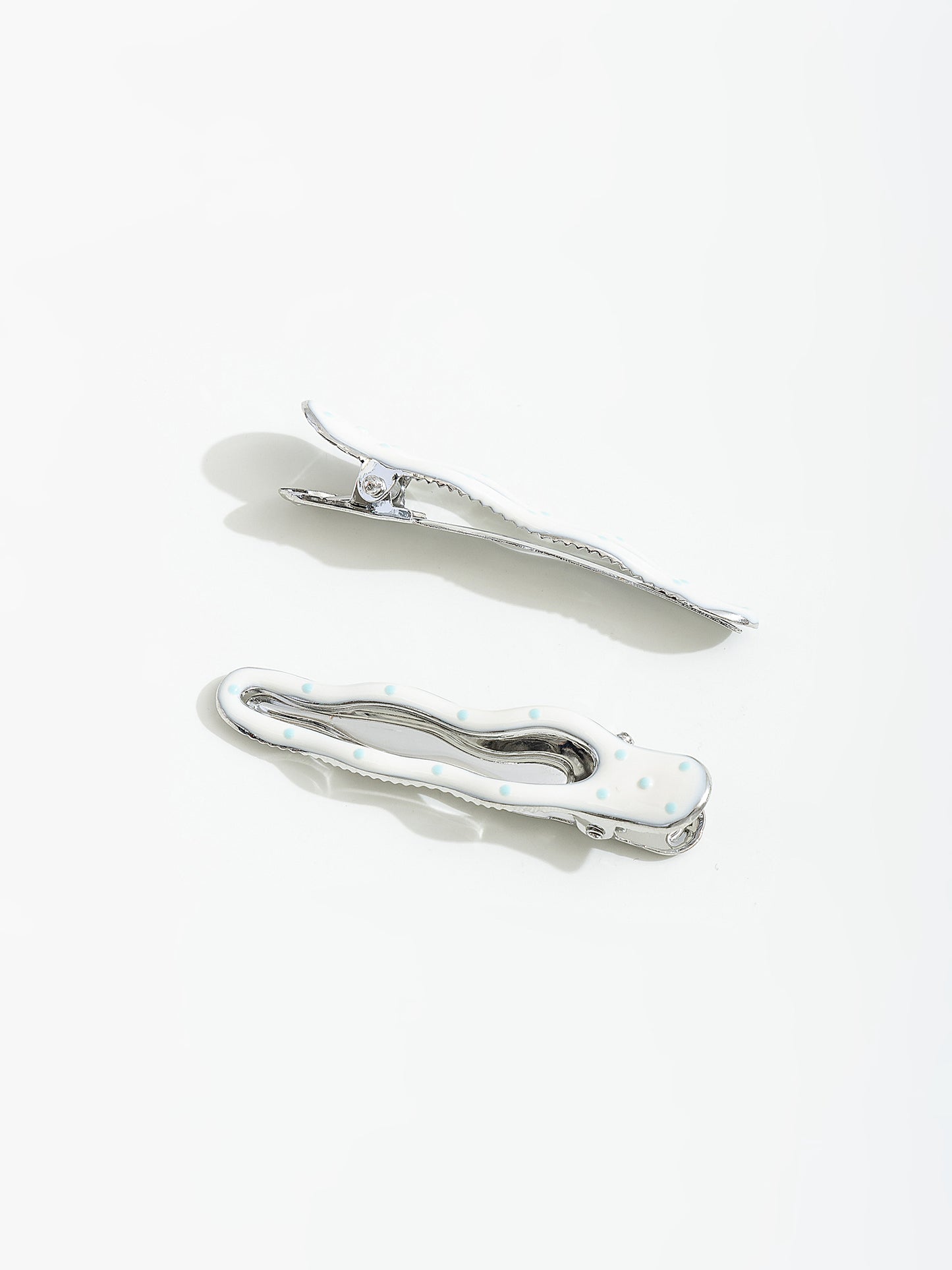 זוג סיכות לשיער