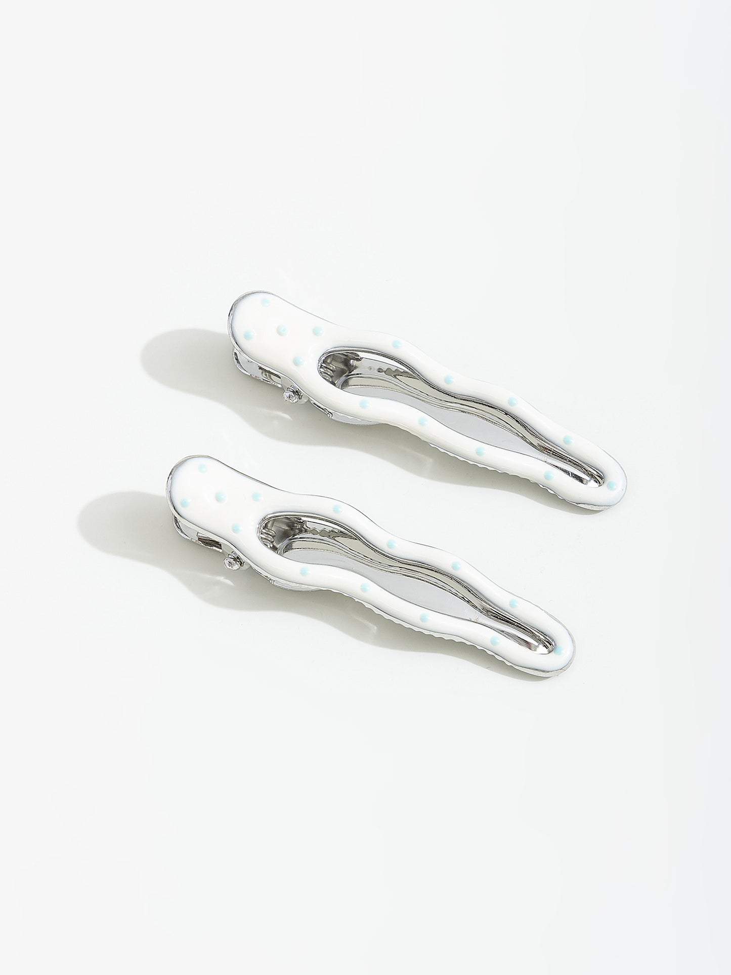 זוג סיכות לשיער