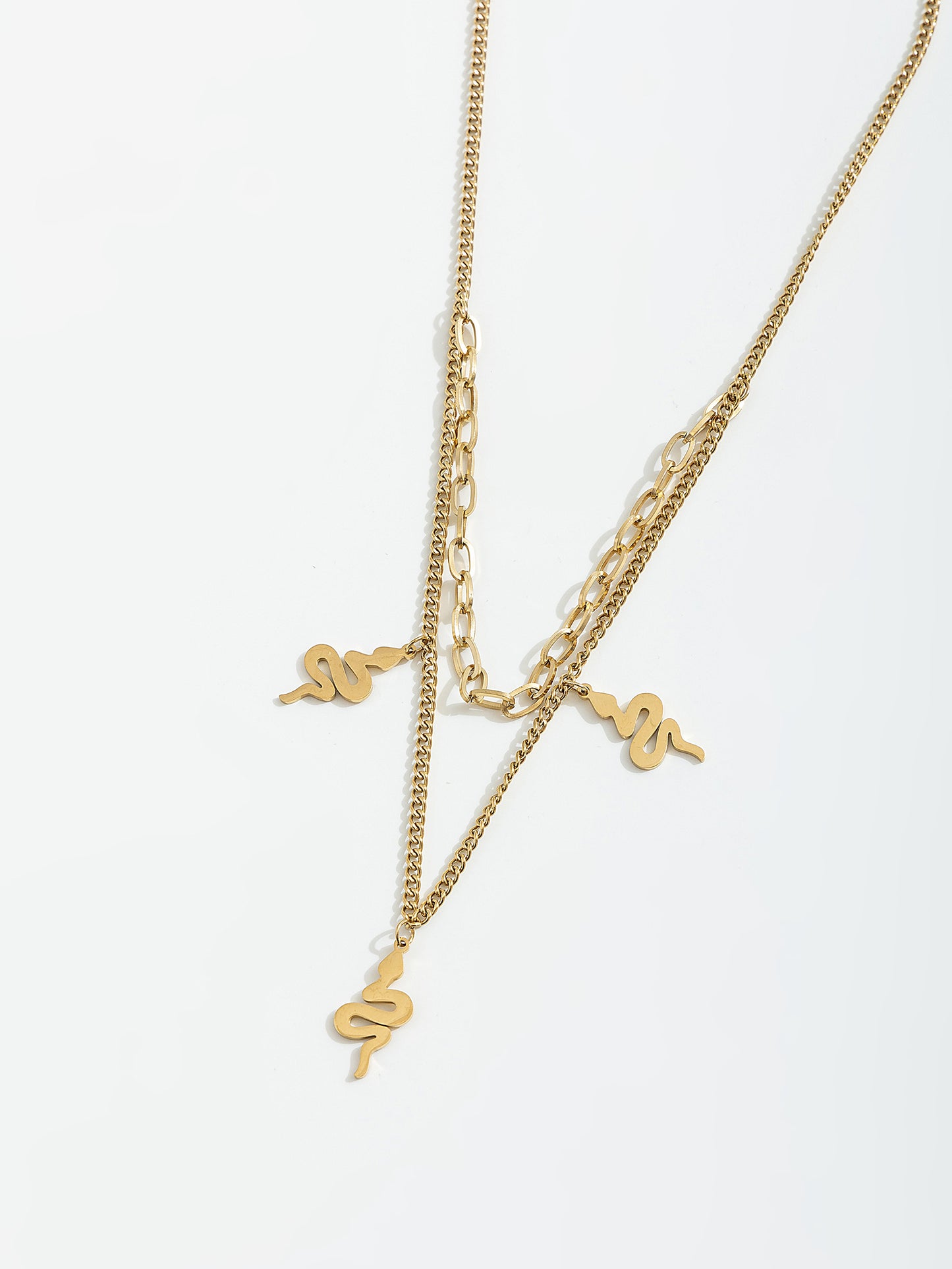 שרשרת נחשים