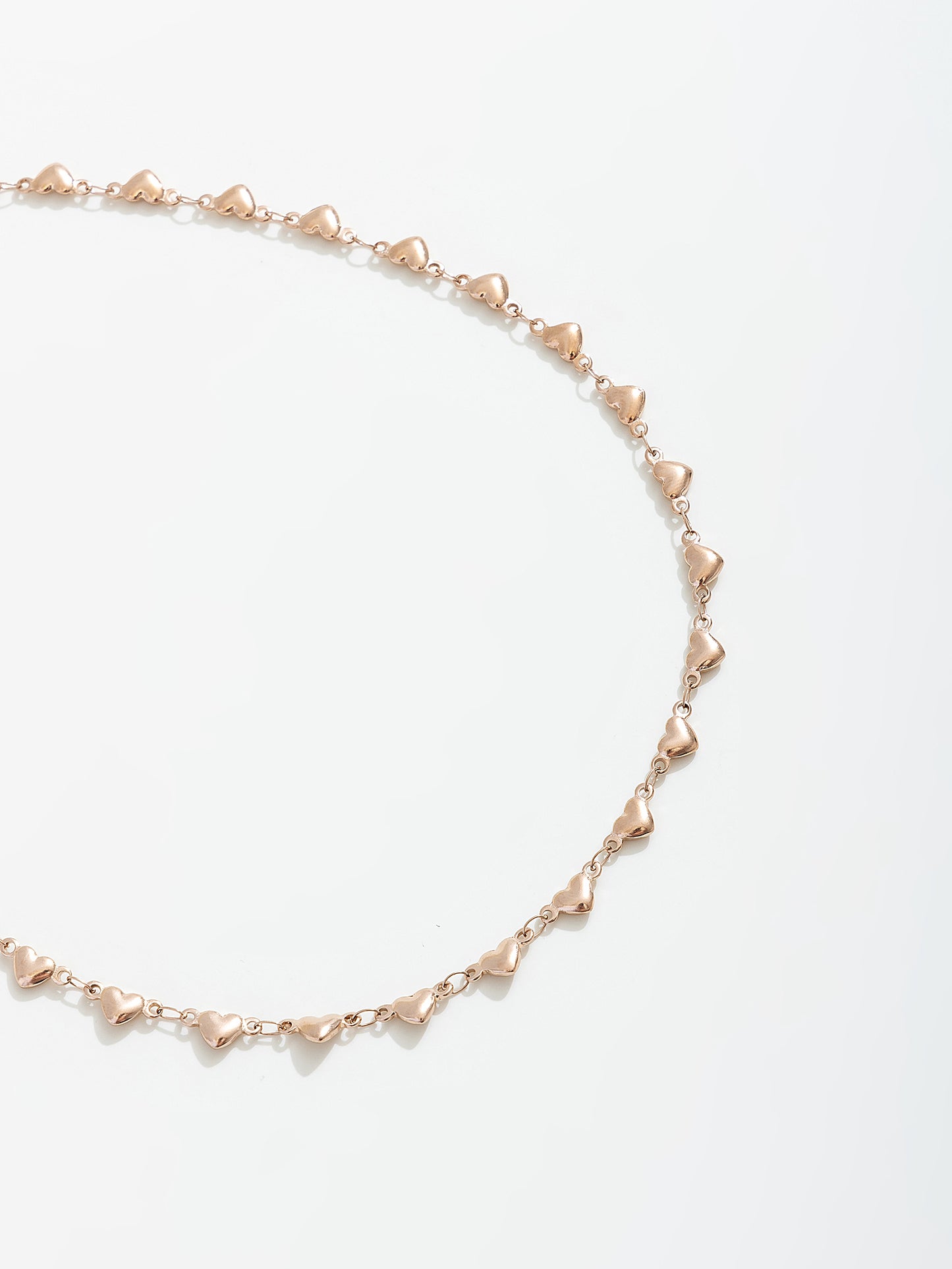 שרשרת לב קטנים