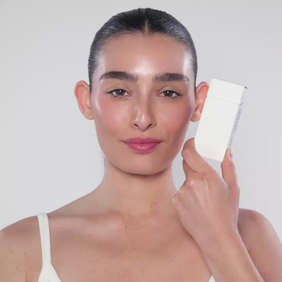 סרטון שימוש THE MATTE SET סט ליפגלוסים 